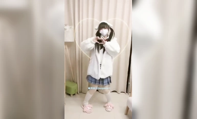 露臉清純美少女『醬梓菜』 福利私拍，清純唯美小仙女超極品合法卡哇伊小蘿莉，超極品身材 無線遐想！