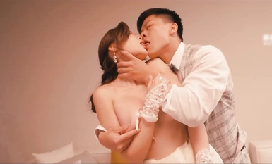 MDSR-0006-2 Isteri Xiaofeng yang baru berkahwin adalah hamba seks kepada isteri barunya yang menyendiri