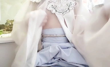 白桃露露-汉服梨仙