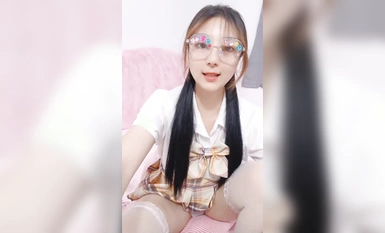 ในเดือนกรกฎาคม 2024 ผู้มาใหม่จะไปทะเล ~ [Xiaotian Licking] สาวโรงเรียนสวมแว่น! หน้าอกสวยสุดๆ! ฉันอยากจะเลียเธอจริงๆ สาวแว่น แค่ดูก็เพลินแล้ว (3)