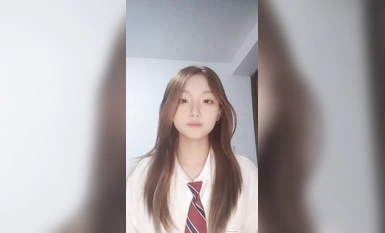 แนะนำเป็นอย่างยิ่งสำหรับปี! [หยางหยางสาวงามที่ไม่ซ้ำใคร] อายุเพียง 19 ปีด้วยคะแนน 9 คะแนนในด้านความดูดีและรูปร่างที่สมส่วน! แนะนำสำหรับการเซลฟี่ที่อาเจียนเป็นเลือดระหว่างมีเซ็กส์! หน้าตาดีเอาชนะคนดังทางอินเทอร์เน็ตทุกคน