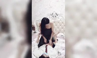 頂級女模露臉泄密！萬人求購百萬粉女神【幻兒】完整視圖，有顏值有身材金主的最愛，啪啪內射調教小母狗視頻2 (1)