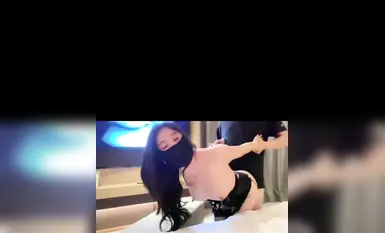 顶级淫乱盛宴！人生赢家大神【海盗船长】最新VIP群付费长视频，多位S级外围女神3P4P5P各种性爱现场记录(9)