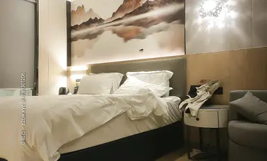 【AI畫質增強】【壹屌探花】頂級外圍返場 極品身材面容姣好，低胸小短裙風情無限！美鮑近在咫尺，清晰可見！