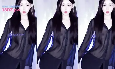 极品巨乳纯欲女神七月情趣装搔首弄姿岔开双腿道具自慰／斗鱼混血尤物TTUU宽衣解带跳蛋塞穴乳夹随歌艳舞等10