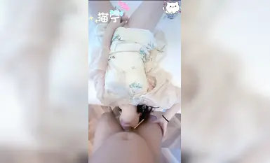 神仙顏值小仙女小姐姐『司雨』唯美漢服後入，美美的玲瓏小腳足交 櫻桃小嘴口交，美美的臉纖細的腰 超級嫩穴爽上天了