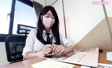 前凸後翹魔鬼身材OF百萬粉擼鐵健身教練【ssrpeach】精彩劇情四部無套內射，房產女銷售為了訂金只好獻逼給老闆 (3)