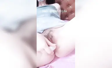 Isang magandang koleksyon ng 19-year-old na babaeng estudyante sa kolehiyo na may sobrang laki ng dibdib [Breast God Xiao Wen], panoorin ang higit pa sa kanyang mga suso na nahihilo! Iba't ibang masturbesyon at sex video! Ang isa sa mga pinakamahusay 
