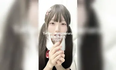 極品人形小母狗！推特露臉可欲可甜清純00後福利姬【香蕉不吶吶】最新VIP訂閱，臉逼同框各種紫薇 (5)