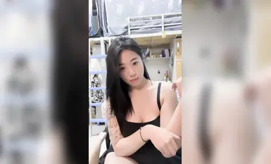 Noong Hunyo 2024, napaka-rebelde ng estudyanteng babae, [Your Bai Yueguang], nakasulat sa mukha niya ang kanyang mga pagnanasa sa dormitoryo, mayroon siyang magandang puki, at isang first-class figure na napaka-provocative! (5)
