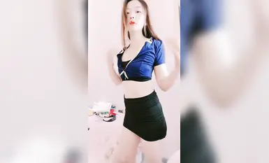 Dewi model kuda kuda satu watak [04 punggung pic seksi] disetubuhi liar tanpa kondom, seks oral dan menelan air mani (9)