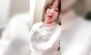 童顏巨乳清純校花 【喵蘿莉】自慰草逼 粉嫩小騷逼 (6)