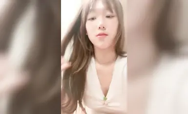 顏值小姐姐 【喵蘿莉】粉穴自慰 摳逼 (5)