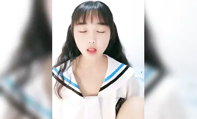 트윈 포니테일을 한 어린 학생 소녀 [도넛] 보지를 펼치고 분홍색 부드러운 전복을 자위합니다 (9)