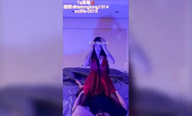 174cm高挑身材絕美容顏女神范兒名媛TS「戴欣桐」「小草莓」精華小合集 到無知的直男體育生家裡口爆(3)