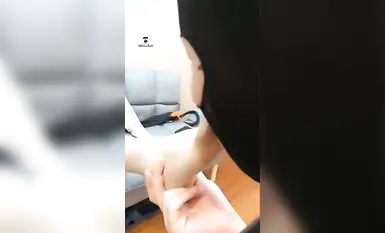 对话粗口淫荡，声音甜美极品DOM调教女王【小盐不困】门槛168私拍，舔逼SM喝尿花式调教贱男(1)
