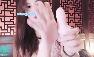INS의 탑 모델 [코코]는 희귀한 얼굴과 똑같은 프레임, 아름다운 전복과 국화 이중 채널 도구 Ziwei, 그리고 완벽한 바디를 갖춘 디바의 진동 구슬 당기기 지팡이에 대한 언박싱 리뷰입니다.
