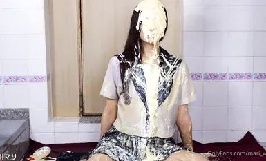【輕度獵奇】高顏值日本氣質素人少婦「mari wam」OF露臉私拍 反差美人妻沉淪精液地獄【第八彈】 (13)