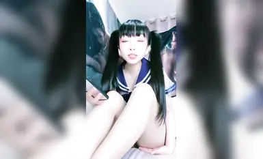【成年妹妹】吐舌高潮脸掰逼收缩站立掰逼喷尿(3)