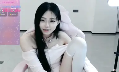 StripChat直播甄選合輯：天然E奶反差婊穿性感白絲跳蛋自慰浪叫 氣質美女揉乳扣穴假屌插穴淫液氾濫 (36)