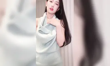 Bigo ถ่ายทอดสด [垚yáoxi] พริกไทยเสฉวนดั้งเดิม [Ning Yichun] การเต้นรำสดครึ่งหน้าอกสุญญากาศ (2)