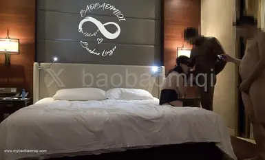 Twitter Pasangan Huang Meihei [Baby Mickey] video kenduri lucah sepanjang Ogos terbaru siri isteri Ling'er, naga ganda isteri Meihei meniduri lubang depan dan belakang tanpa kondom