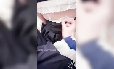 海角超頂亂倫大神【蘿莉小表妹】私人影院操上表妹 美妙快感動情配合 白虎蜜穴泛漿拉絲 肉棒無套超爽抽插內射