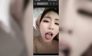 bigo 頂級網紅女神【小野貓】下海，無套啪啪內射  (4)