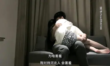 【探花小宝】嗲嗲白衣妹嫩妹活泼可爱奶不假，性感腰链解锁站立一字马--4K字幕版