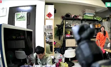 2024-05-04_臺北家庭監控_[內衣]_換衣服準備出門露營