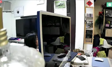 2024-05-24_台北家庭监控_[内裤全裸]_上学前换衣服_脱校服_脱裙子