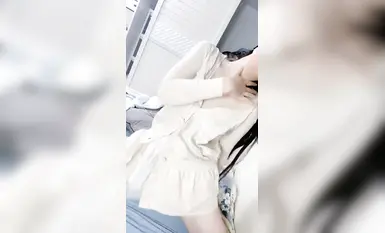 9-1 vừa mới ra lò! Lolita mới nhất trên biển [Tôi tin rằng tôi có thể gặp bạn] Em bé siêu dễ thương với thân hình mập mạp và âm hộ hấp hổ siêu trắng. Cô ấy nói rằng cô ấy là loại người chịu đựng được việc chết tiệt. Cô ấy trò chuyện và phun nước trong khi làm tình (5)