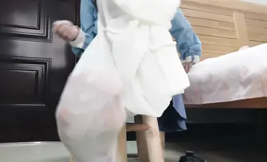 女神嫩妹足交【小琪琪文文】美腿玉足小可爱足交26部合集(10)