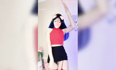 The latest September welfare youth invincible Twitter top sweet and salty long-legged goddess [Xiaoxianyun] is exclusive to the monthly payment group, with top COSER Douyin-style transitions in cross-dressing Ziwei, long videos of naked dancing (1)