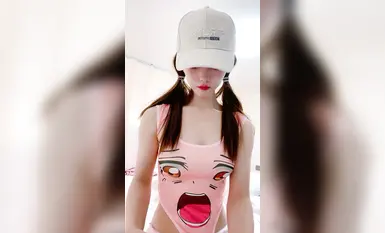 Susuk tubuh Lu Bo yang sempurna [Kakak Qiao Qiao] tinggi dan mempunyai badan seputih salji dan merah jambu~ Dia mempunyai susuk tubuh yang tinggi dan keputihan, yang sangat menggoda (7)