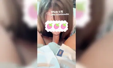 Jalang kecil yang sangat lembut dan tidak bersalah "Jangan garang Qiao Han" abang berkata bahawa pantat besar Qiao Han sangat mudah untuk disetubuhi, dia melantunkannya dan ingin menyimpannya di dalamnya, dan dia tidak sabar untuk duduk di atasn