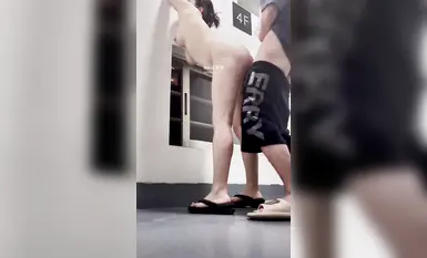 Cô chó cái hình người ngây thơ "Sm Pipi" chơi với nhiều người ‼ ️Con gái top vừa ăn vừa thủ dâm, một gái nhiều trai hehehe! Hai con chó cái phục vụ chủ nhân ~