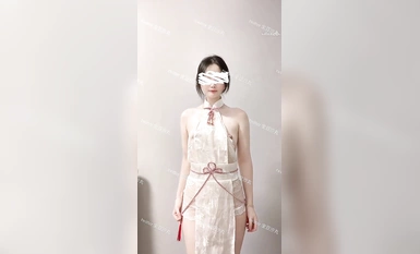 【超精品】推特極品人氣萌妹【全豆沙丸】最新VIP裸舞更新 很嫩