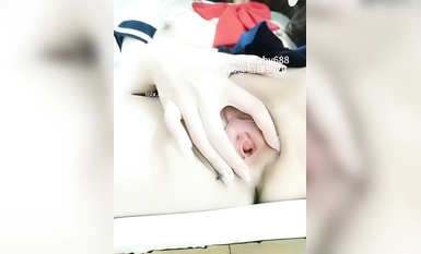 推特才藝女神【小貂蟬】-水手服