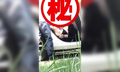 專約極品大神『橘sir-S』地點：人妻公司停車場，事件：蒙眼捆綁，開著車門強制高潮 (1)