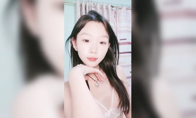 爱吃草莓邻家女孩清纯嫩妹热舞狂插自慰(10)