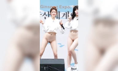 슈퍼 AI 기술 [ai_nude] 핵폭탄 한국 미인무용단이 대중 앞에서 부드러운 가슴과 아름다운 성기로 알몸으로 춤을 추는데, 너무 도발적이어서 정말 금세기 최고의 블랙 테크놀로지 스타 누드댄스 처럼 보입니다 ⑥