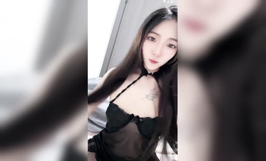 女神突破尺度！【上官婉兒】急速抽插狂噴，塞滿小穴 (2)