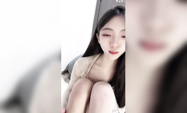 女神突破尺度！【上官婉兒】急速抽插狂噴，塞滿小穴 (7)