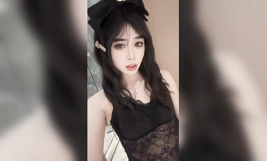 媽生臉大眼甜妹高端美妖TS「雨珊」精華小合集 斬殺直男只線下接大哥女裝大佬可攻可受