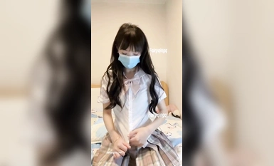 反差學生妹抖音裸舞，超嫩 操起來很舒服 清純妹子