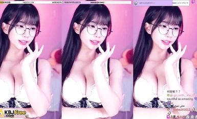 가슴이 달콤한 소녀 댄서 @s201111 섹시한 가슴 흔들기 댄스 모음 (10)