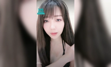 2024年极品台湾高颜值风骚御姐【ladyyuan】黑丝啪啪，甜美俏佳人，绝美的干炮搭档(1)