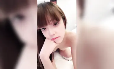 安徽頂級高顏校花【小奶昔】自慰深喉啪啪吞精~高挑的身材超高顏值，清純淫靡並存，美乳翹臀性感小騷貨 (5)