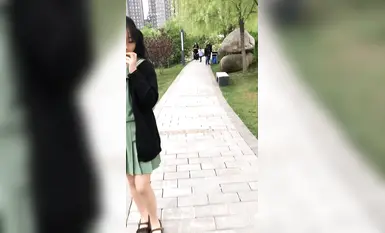 Gadis Kebajikan Berry-Mendedahkan di hadapan orang lain dan mencabar orang yang lalu-lalang untuk mengusik orang yang lalu-lalang dengan berbogel_01